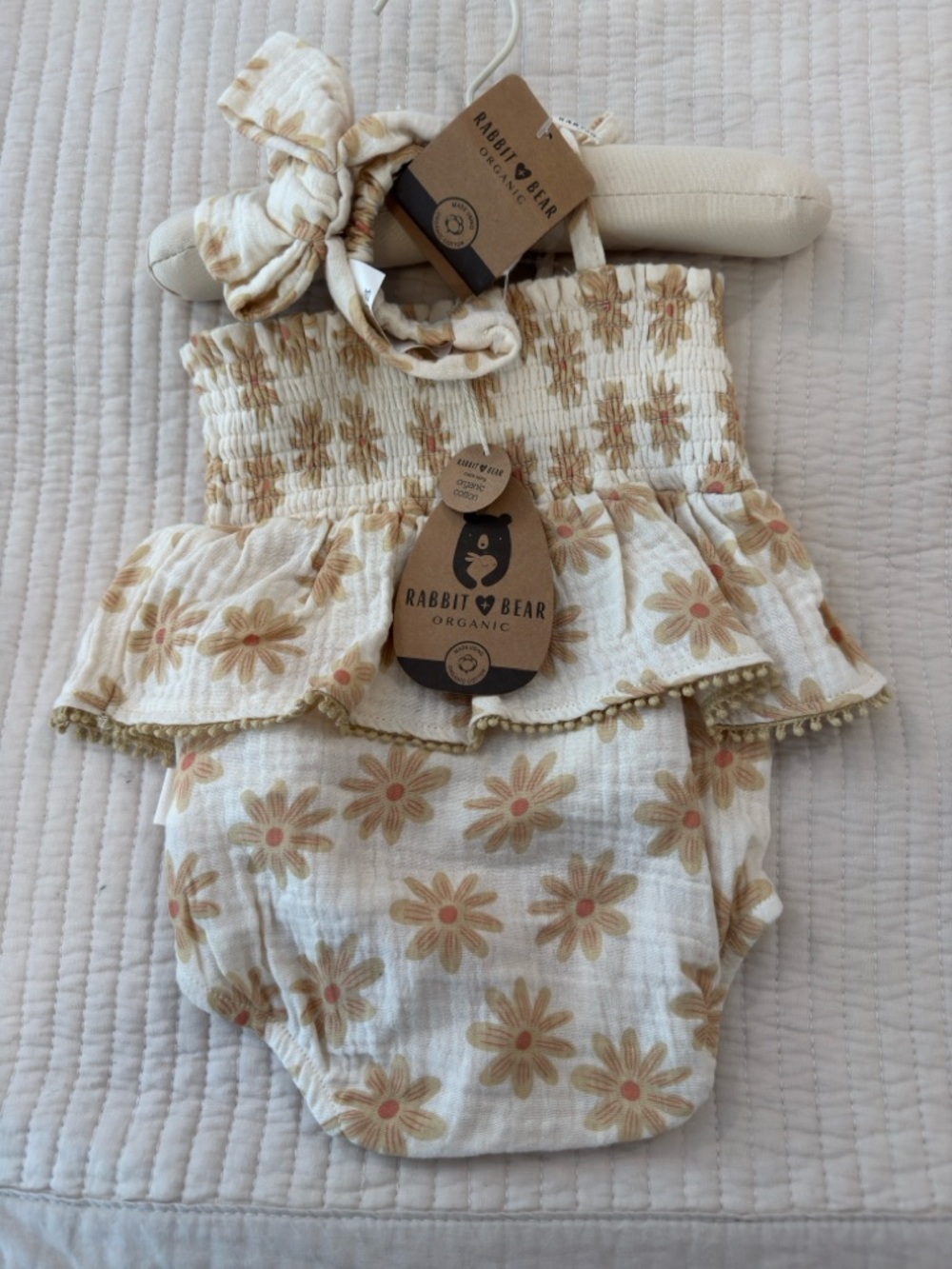 NWT Rabbit and Bear Organic Cream Daisy Ruffle Baby Romper with Headband